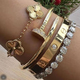 CLOVER | Gold Bracelet